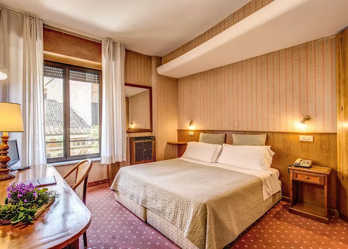 King Hotel 3*